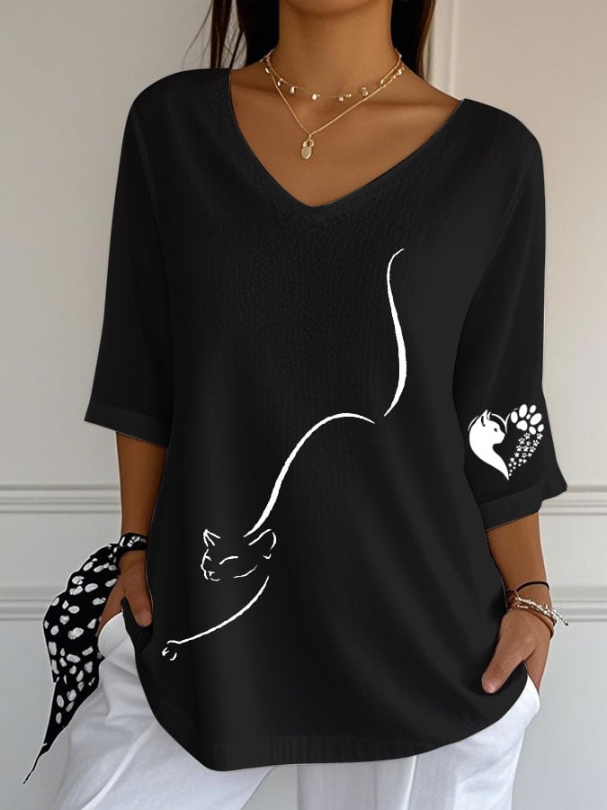 Women's Cute Cat Print Casual V-Neck T-Shirt