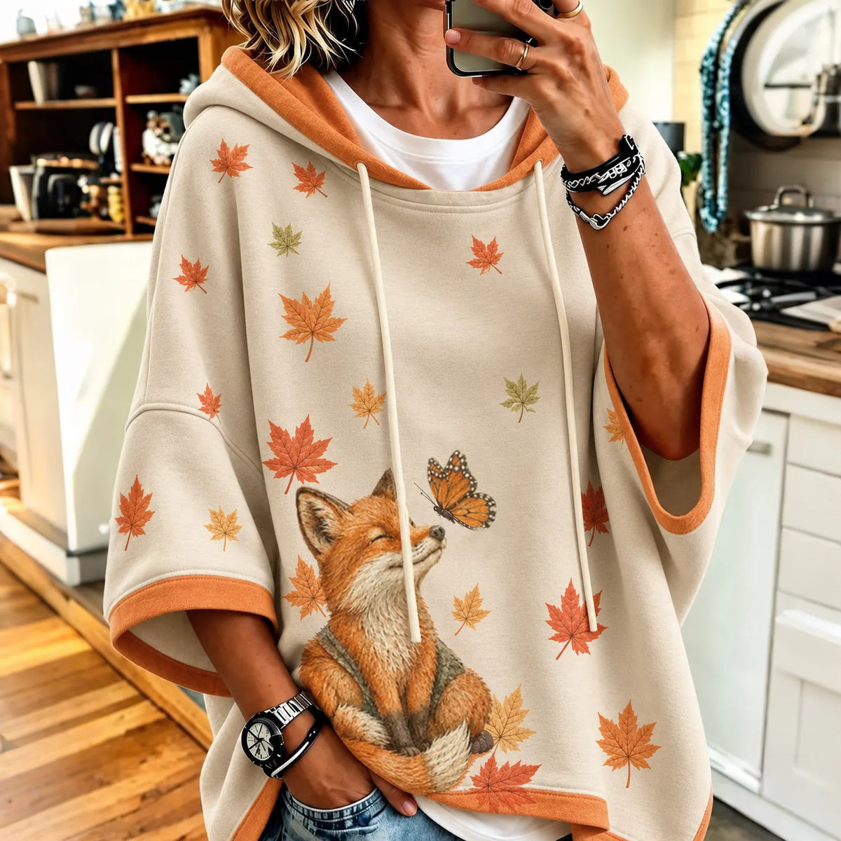 Women's Cute Fox Kissing Autumn Print Half Sleeve Casual Hoodie