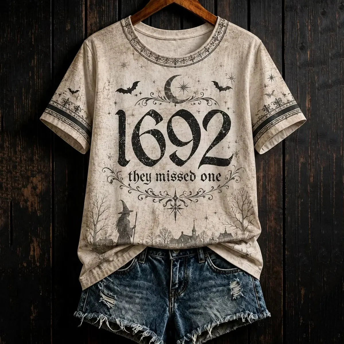Halloween  1692 They Missed One Slogan Graphic Print Short Sleeve Top