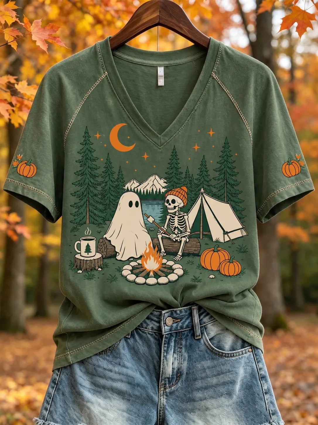 Women's Ghost Print V Neck Short Sleeve T-shirt